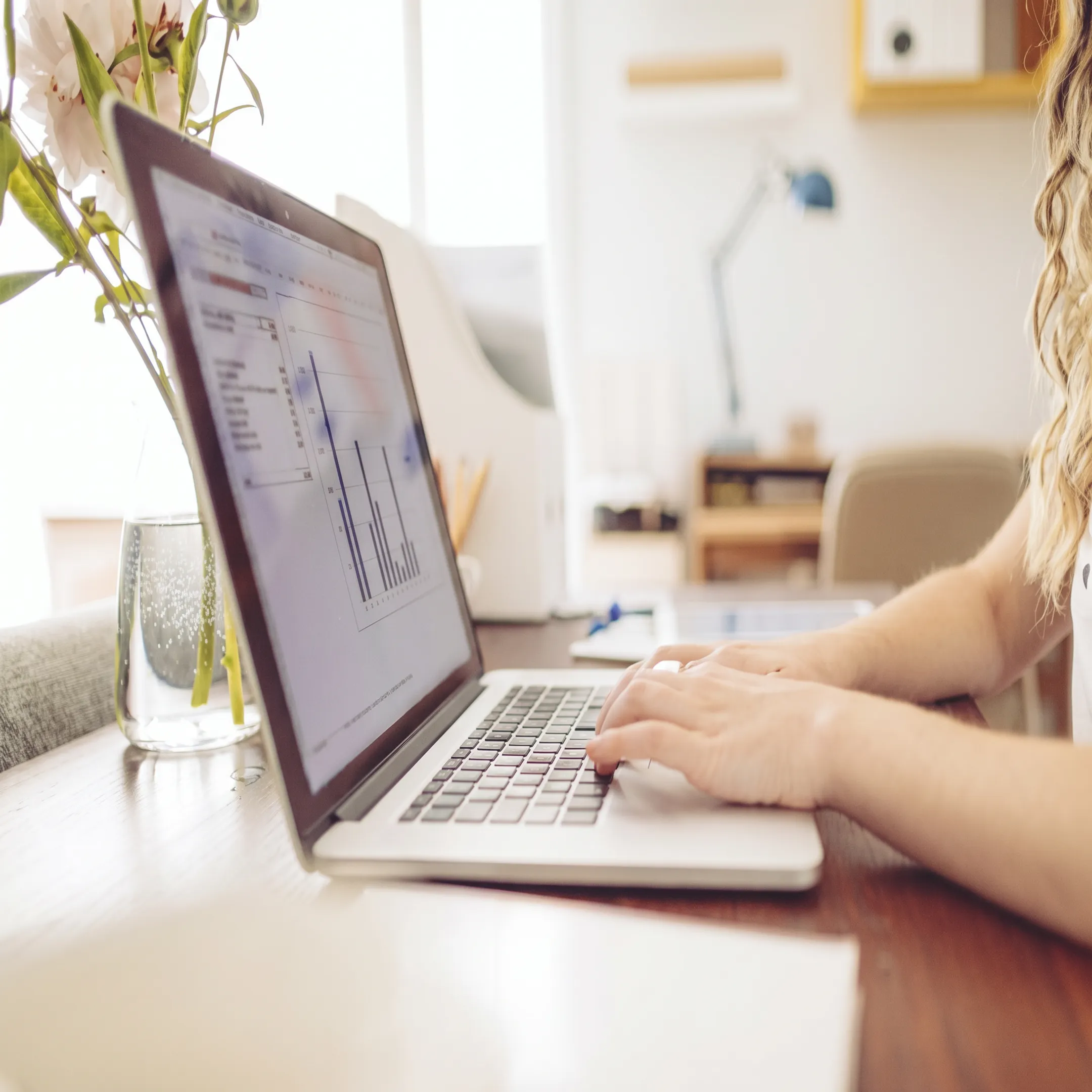 Advisor helping business owner migrate accounting data into QuickBooks