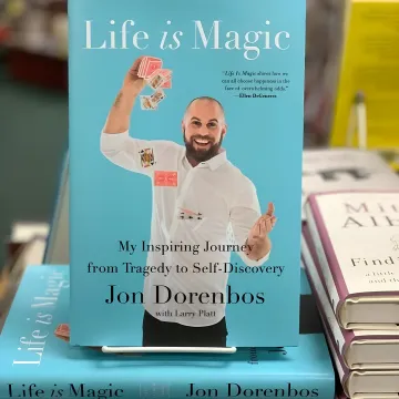 Jon Dorenbos speaking on resilience at a corporate event