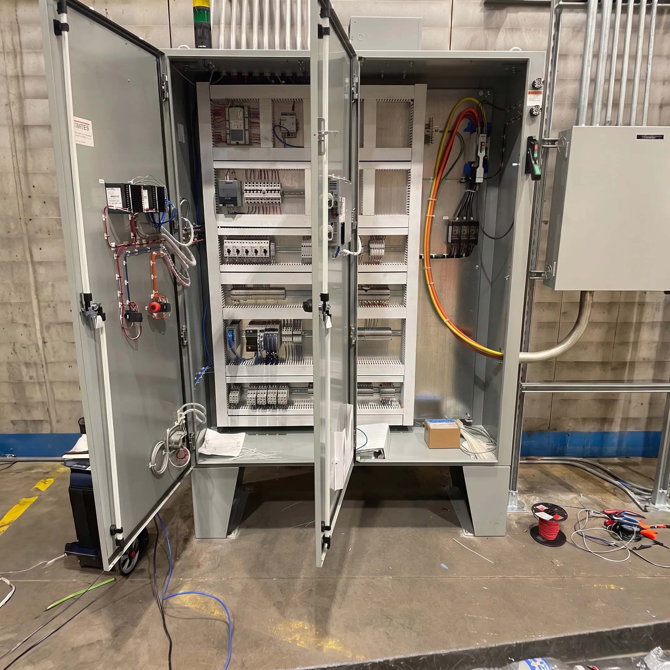Custom Electric Control Panels
