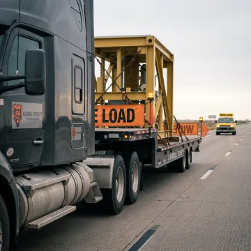 Dependable Flatbed Transport & Heavy Hauling Services