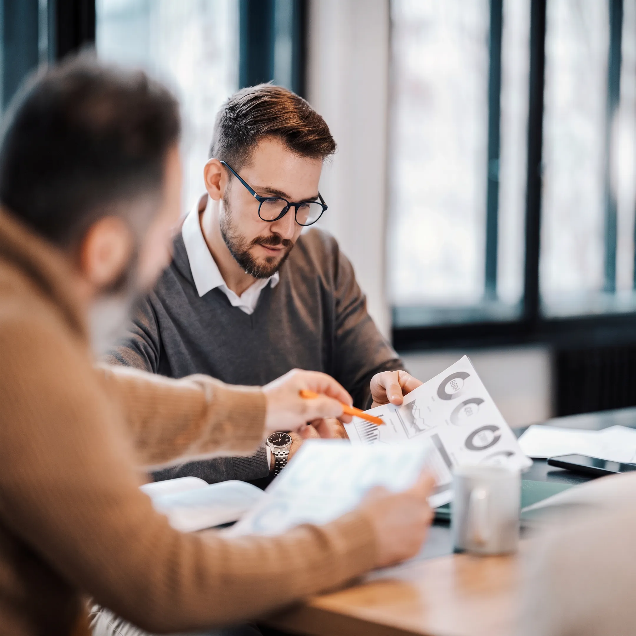 Advisor discussing a personalized investment strategy with a client
