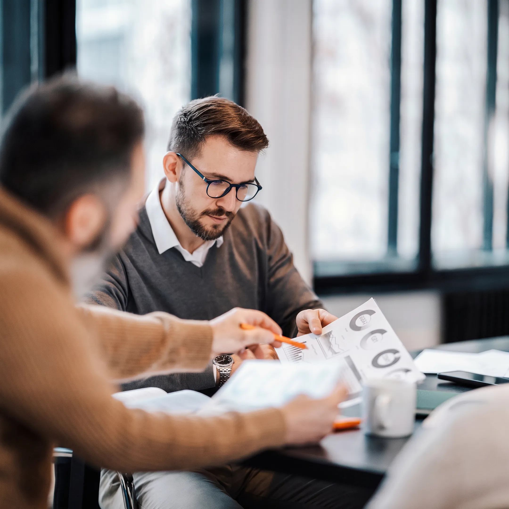 Advisor presenting a personalized investment strategy