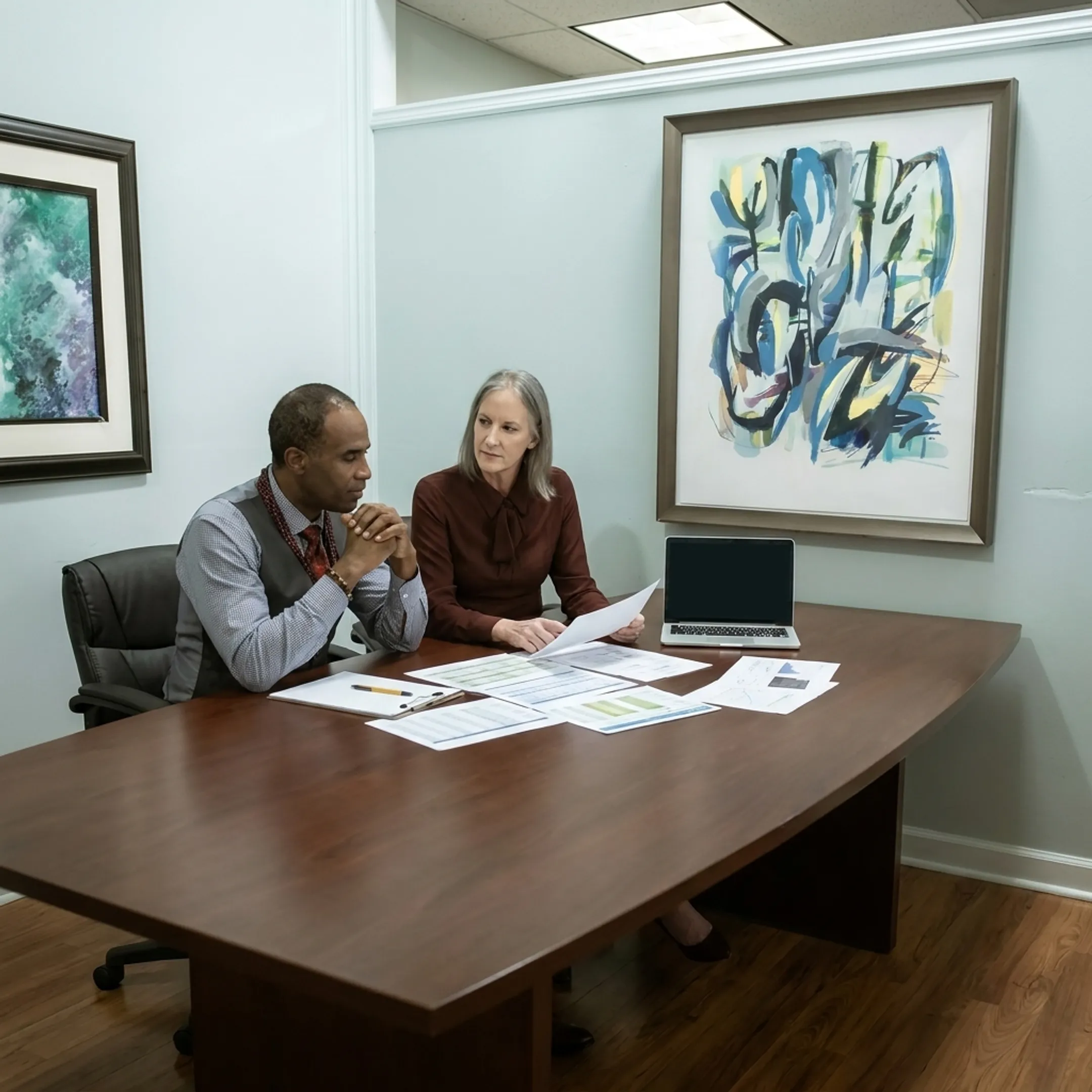 Funding specialist explaining working capital options to a business owner