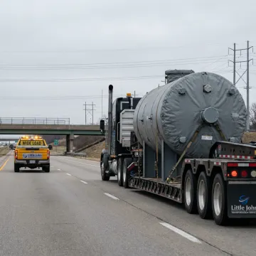 Oversize Load Freight Carrier — Saint Louis, MO