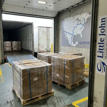 LTL Freight Shipping US to Canada — International Services