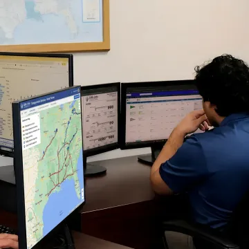 Heavy-haul team planning an oversize route