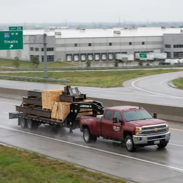Hot Shot Delivery Services, Omaha Nebraska