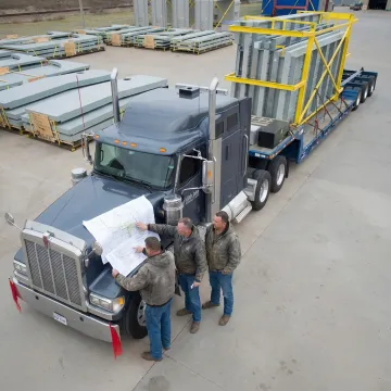 Heavy-haul team planning an oversized freight shipment