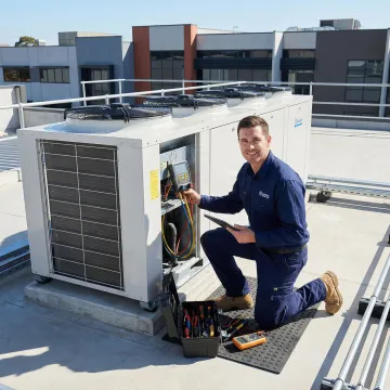 Best Commercial Air Conditioning Maintenance in Palm Beach Gardens (Prevent Breakdowns & Control Costs)