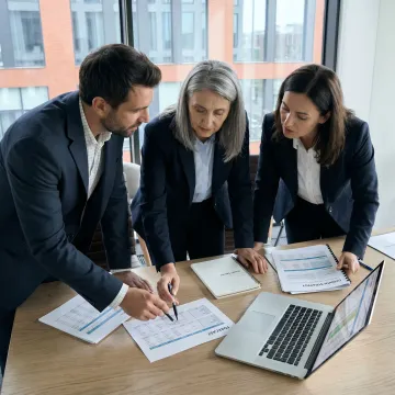 Strategic financial planning meeting with business advisors