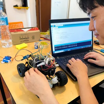 Hands-on IoT programming and prototyping session