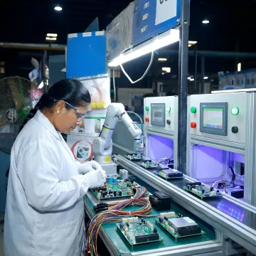 Electronic subassembly manufacturing line