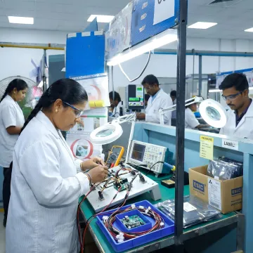 Industrial assembly process and quality inspection