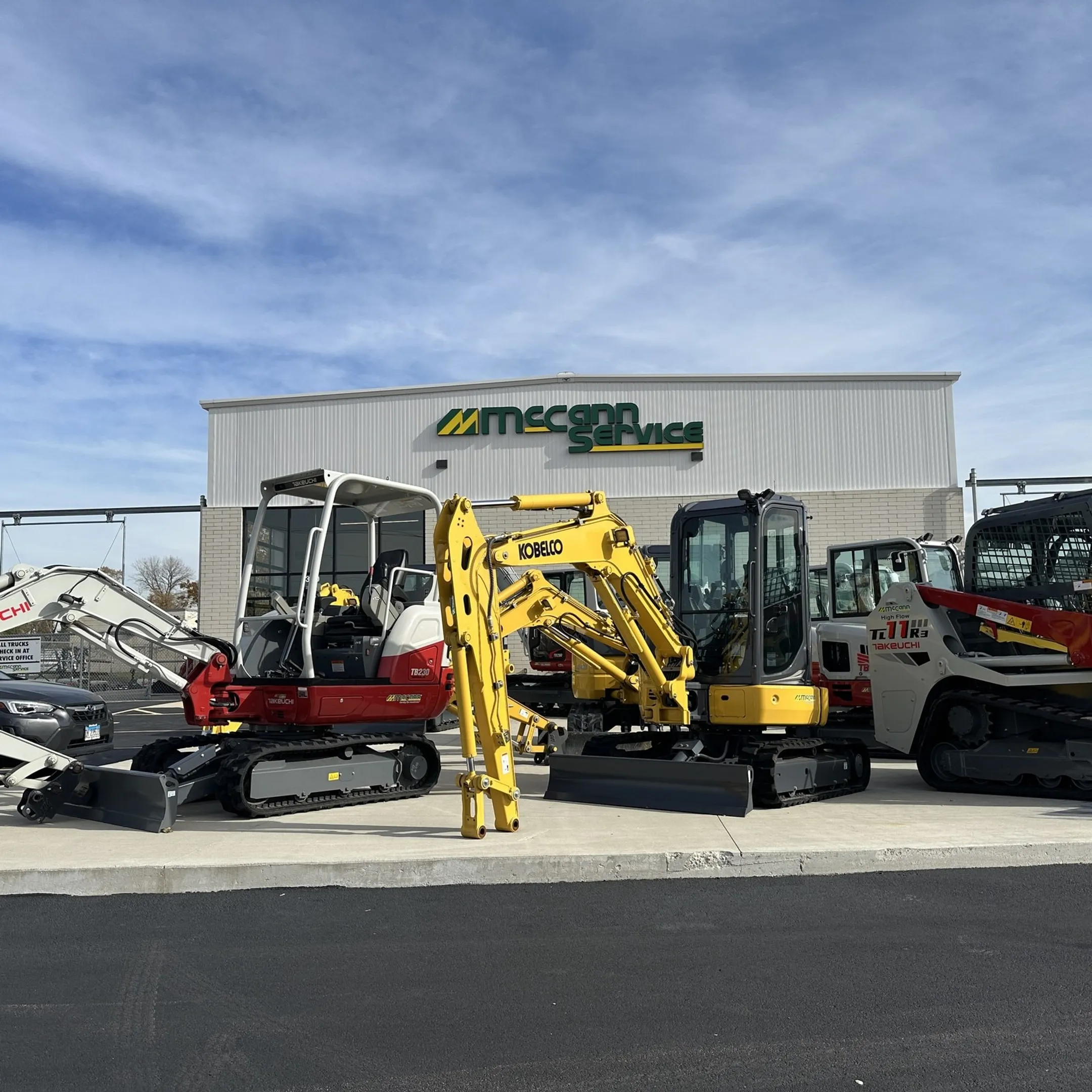 Real-Time GPS Asset Tracking for Heavy Equipment Fleets