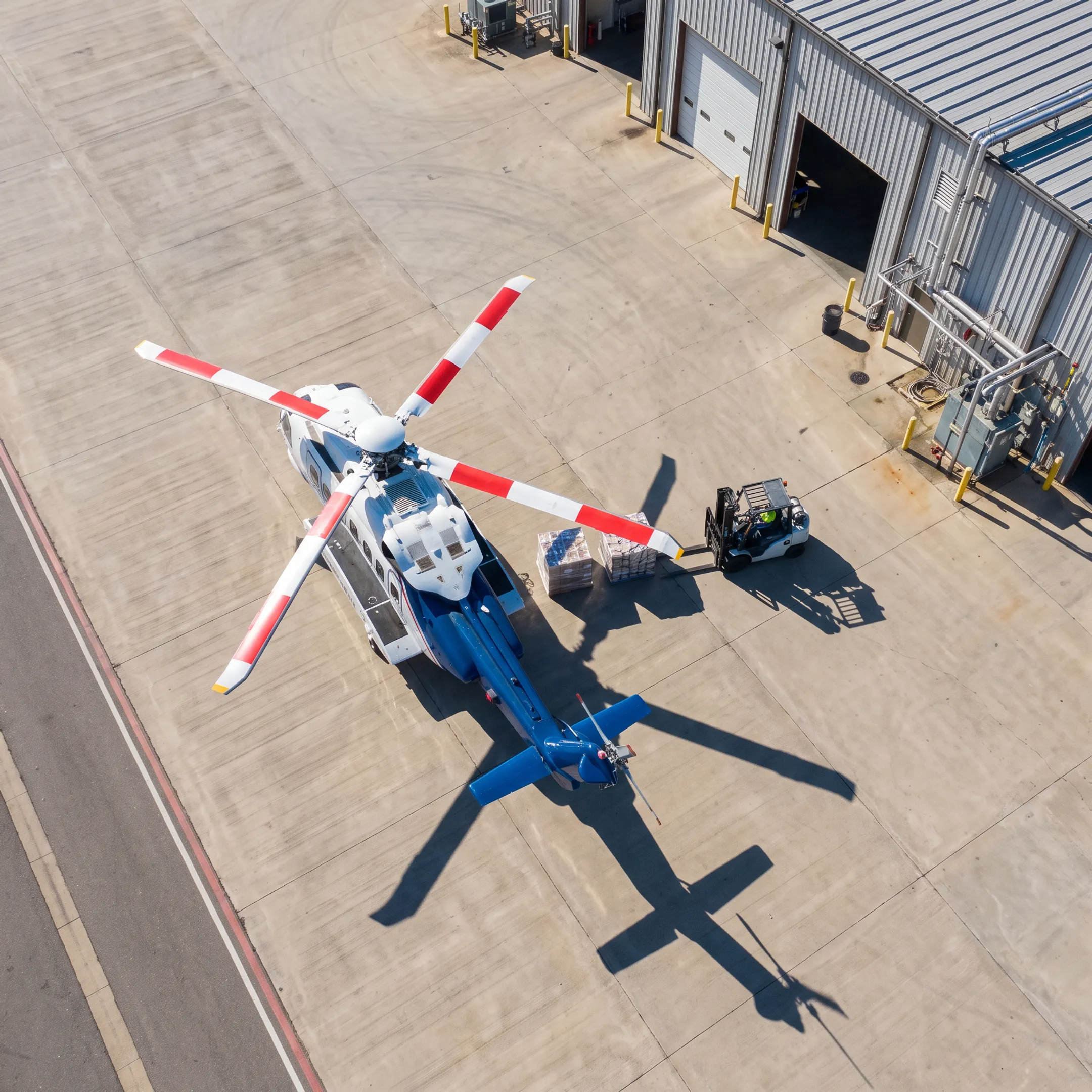 Helicopter loading palletized freight