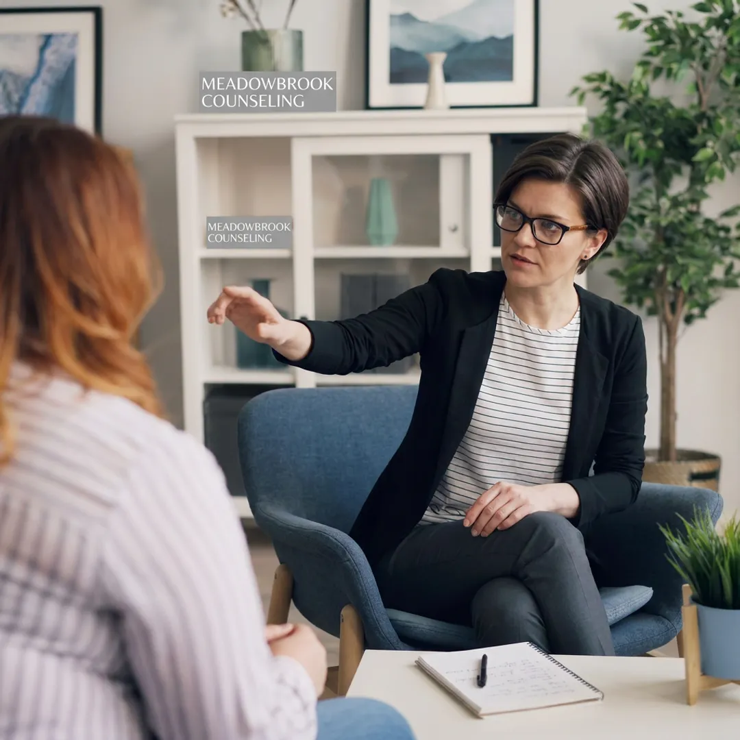 Therapist guiding a calm EMDR therapy session