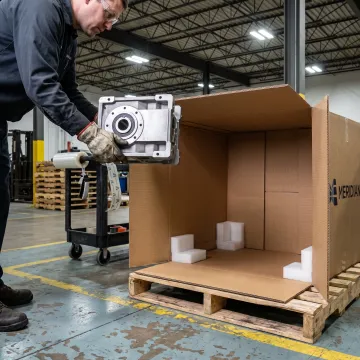 Manufacturing & Industrial Shipping