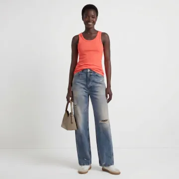AI model wearing a sleeveless summer top