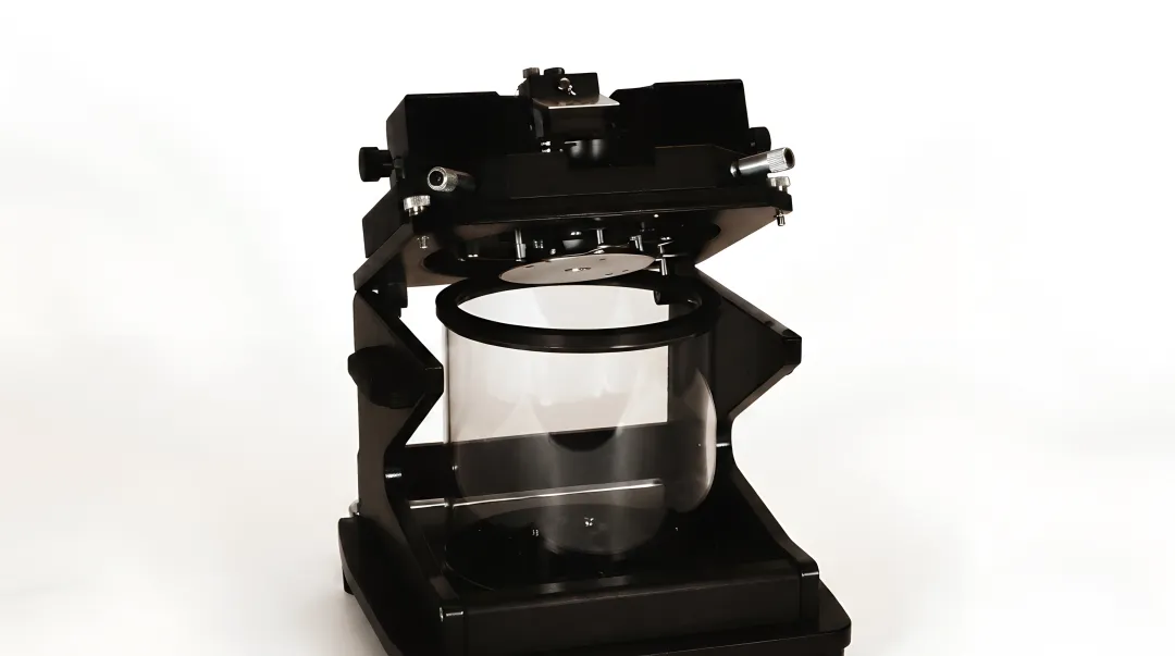 Molecular Imaging AFM/STM platform with temperature-controlled environmental chamber