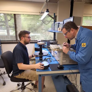 Ku Band Antenna Manufacturer