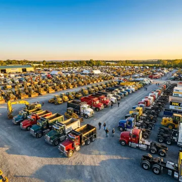 Commercial Equipment Auction Services for Maximum Asset Value