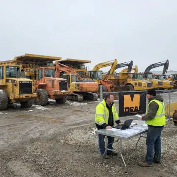 Industrial equipment auction with heavy machinery online bidding