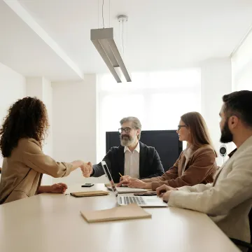 Leadership coach guiding managers through a workshop