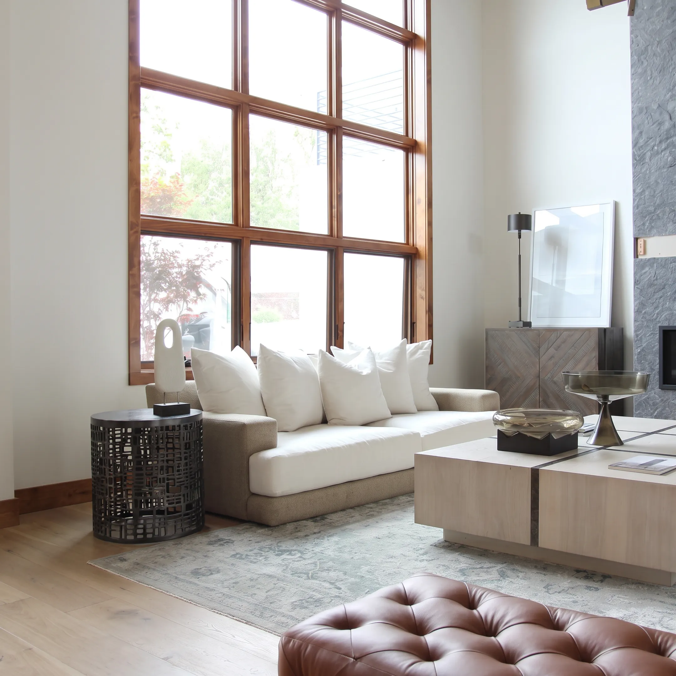 Luxury Home Staging Companies in California: A Comprehensive Review