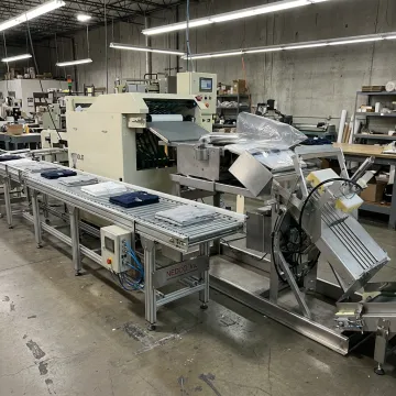 Custom industrial conveyor belt system