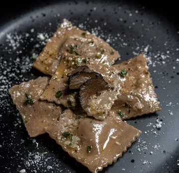 Vegan & Vegetarian Households