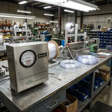 MicroAir I regulator connected to extrusion controls