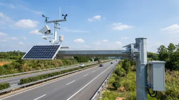 Highway bridge wind monitoring sensor installation on interstate corridor for DOT closure decisions