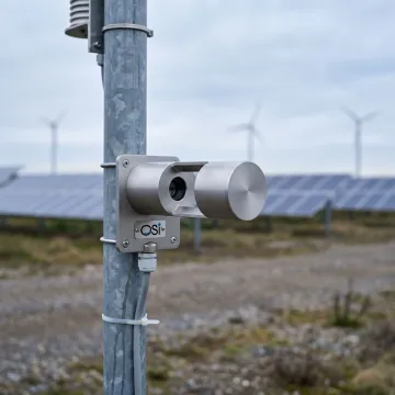 Solar & Wind Energy Farms