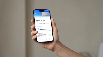Optimist App dashboard showing real-time energy tracking and cost comparison