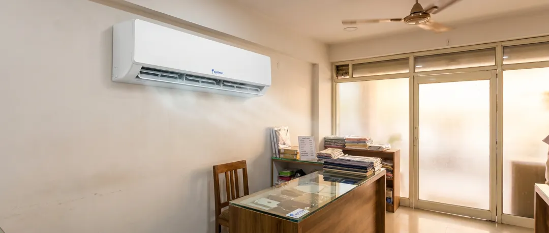Small Retail and Commercial Space