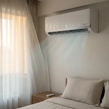 Residential Bedrooms & Living Rooms