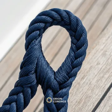 Completed professional eye splice showing rope construction detail