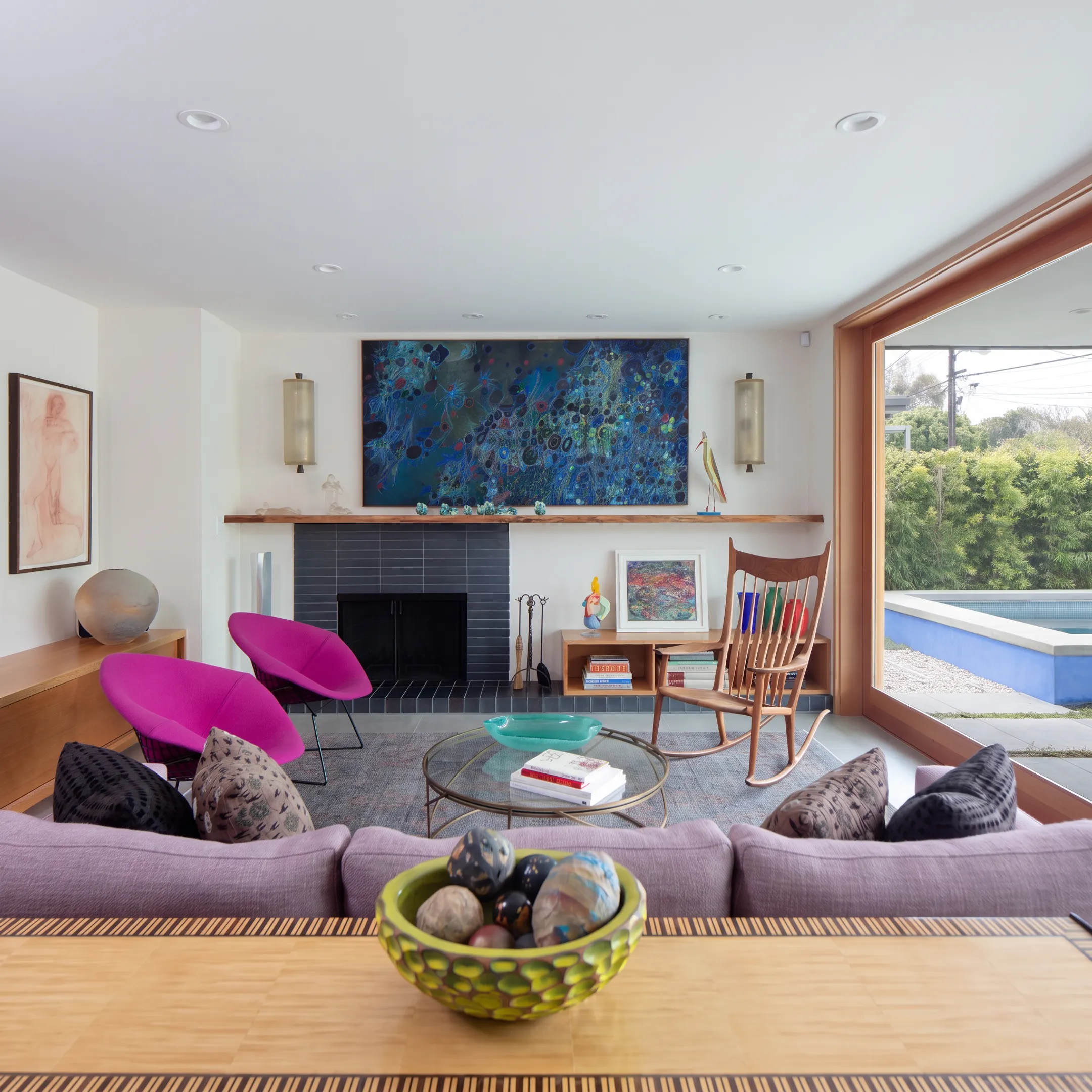 Timeless backyard remodeling concept for a Los Angeles home