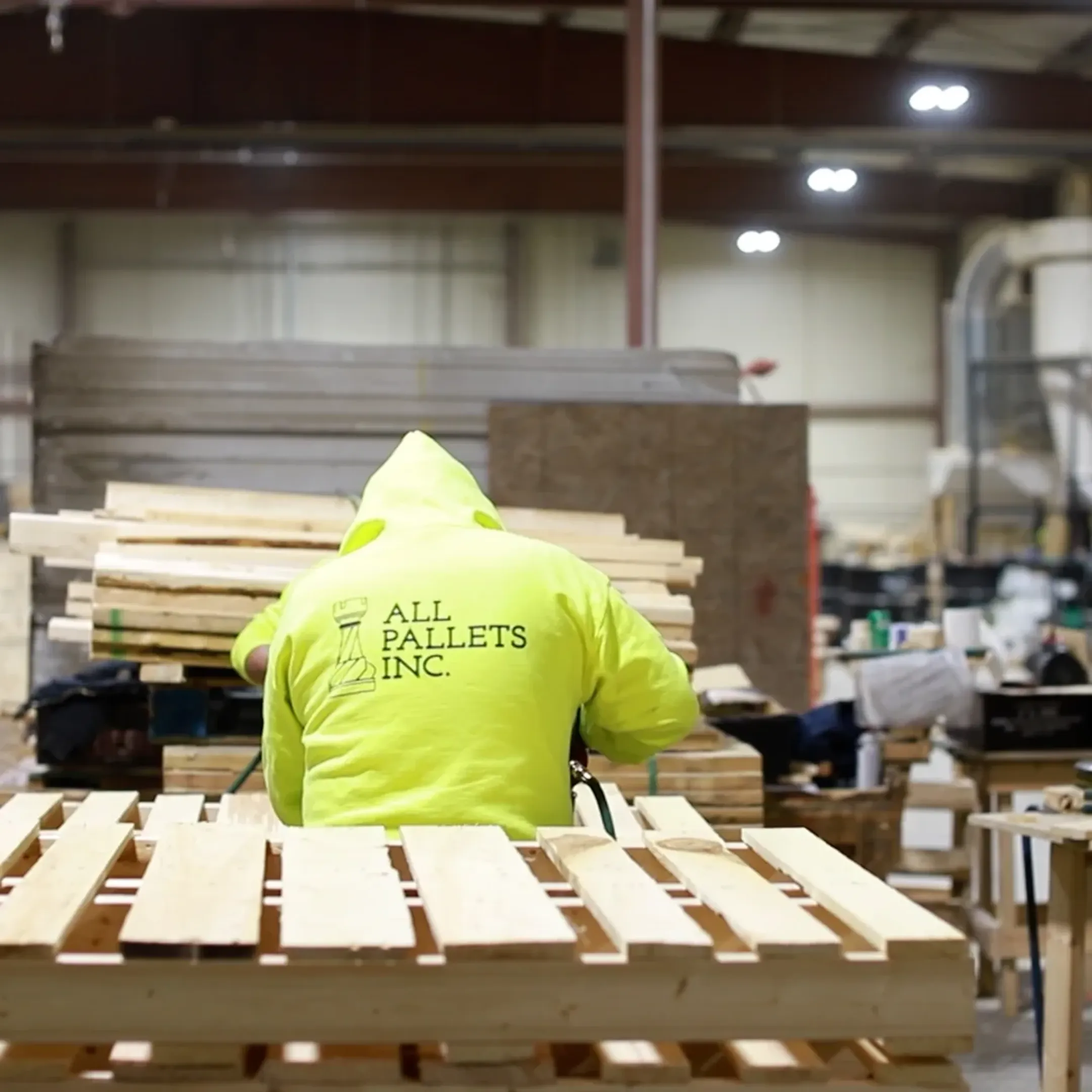 Custom Wood Pallets for Odd-Shaped Loads