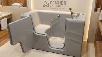 Penner Bathing Dream Spa walk-in bath low threshold entry door design