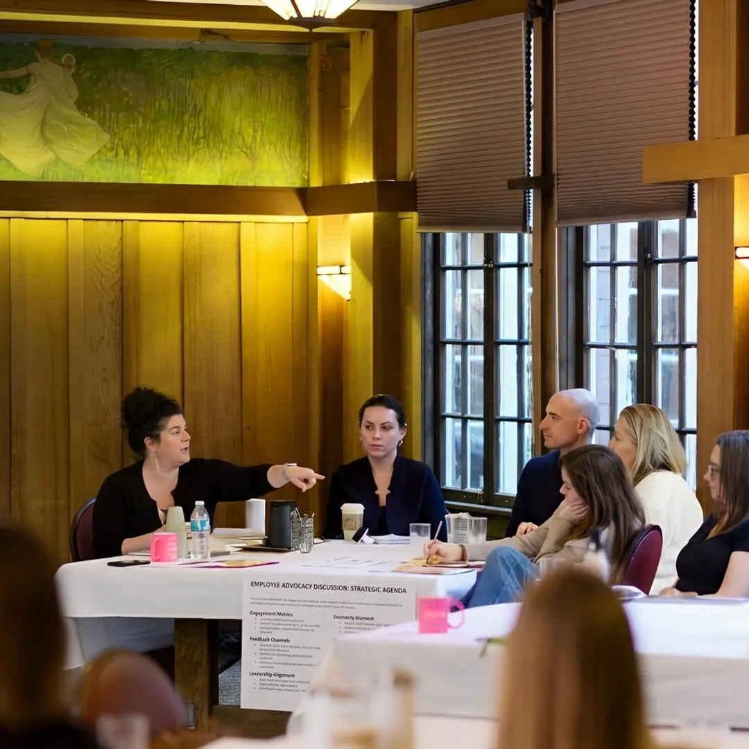 HR leader advising executives in a meeting