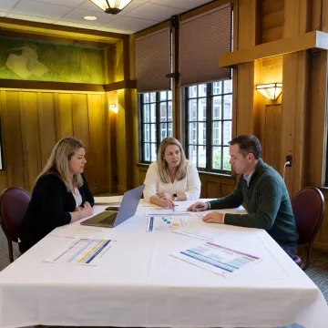 HR leaders discussing strategy