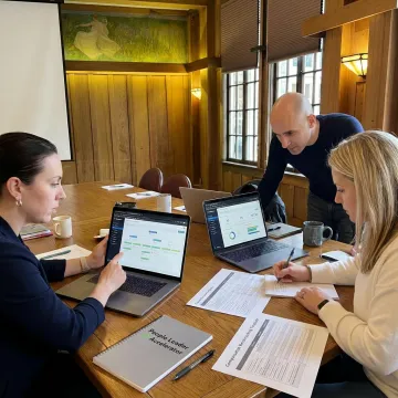 HR strategy meeting with people leaders