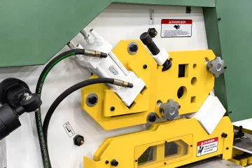 Trucking & Trailer Manufacturing