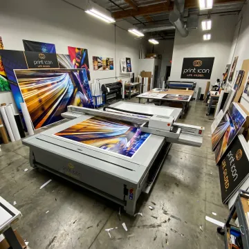 Large format graphics being printed