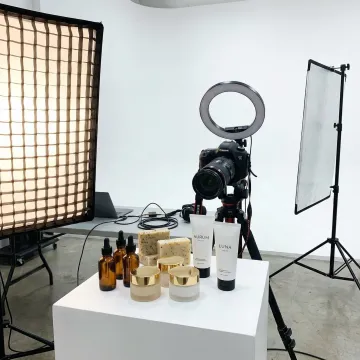 E-commerce & Online Brands