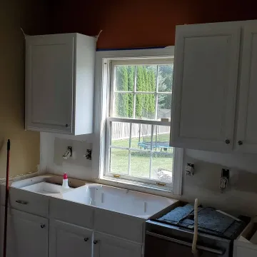 Custom Cabinet Design & Installation Services