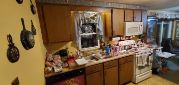 Custom Bathroom & Kitchen Cabinets