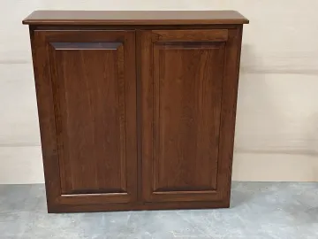 Two-tone bathroom vanity cabinet with lighter upper and darker lower finish