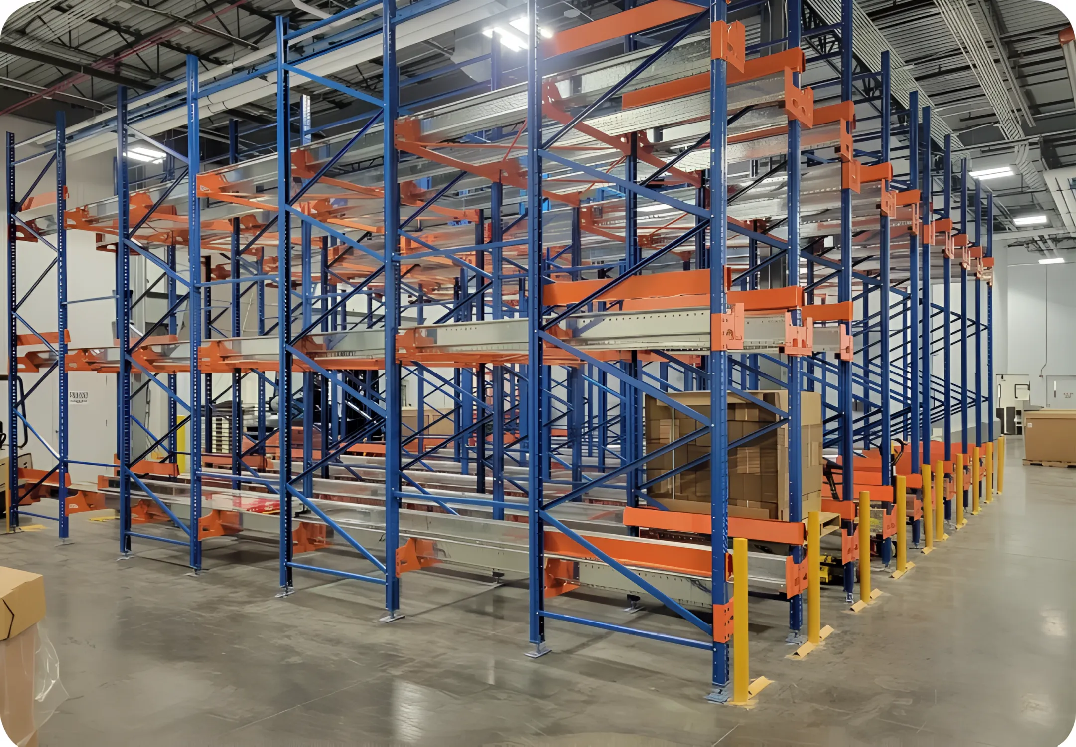 Distribution centre pallet storage